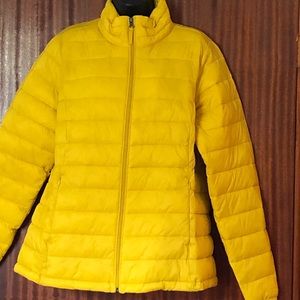 NEW WITHOUT TAGS - AMAZON ESSENTIALS - Ladies Jacket